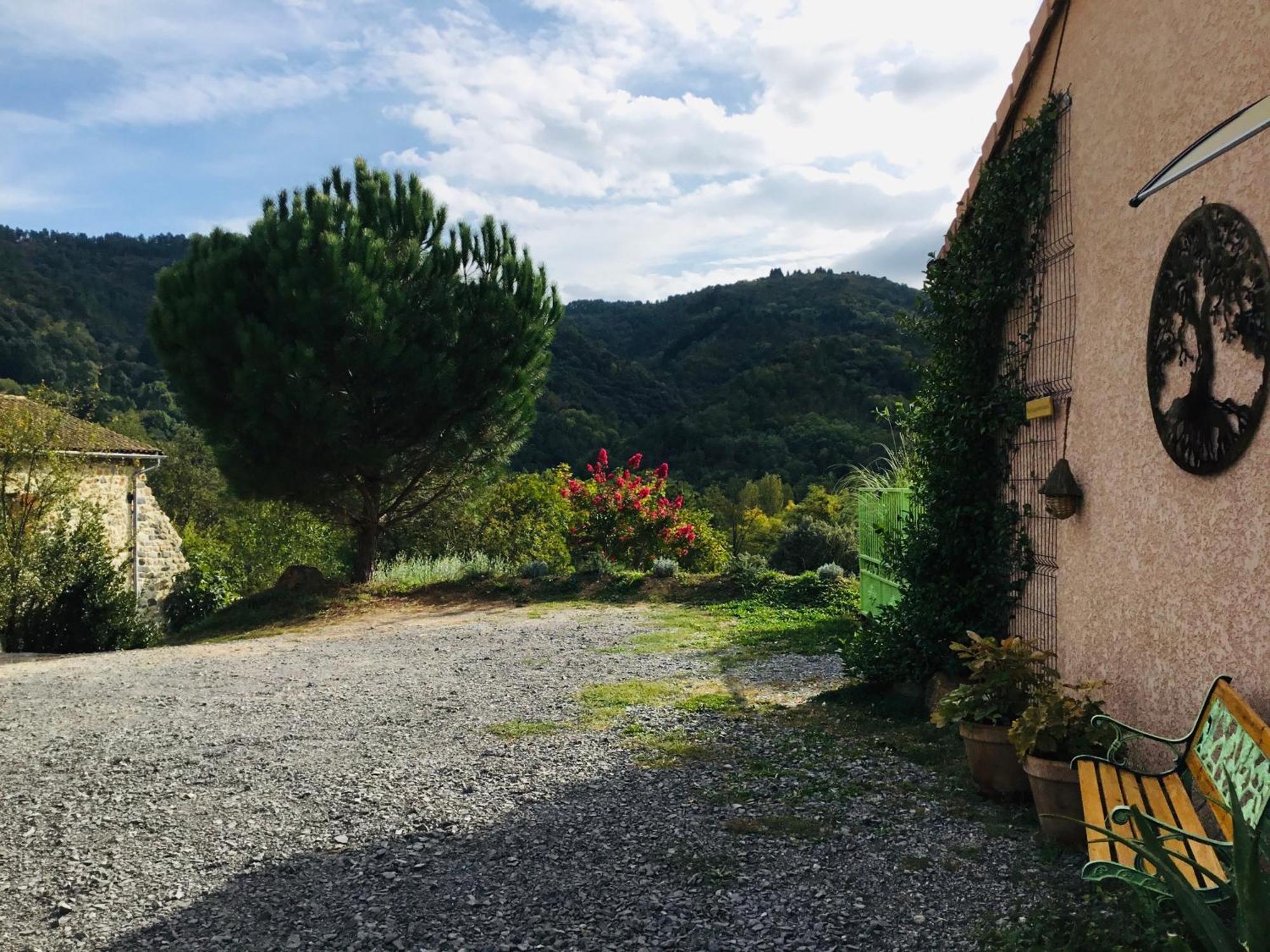 Douce Quietude "L'Escapade" Chambre D'Hotes Vals-les-Bains Zewnętrze zdjęcie